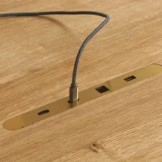 Cable management pentru birou